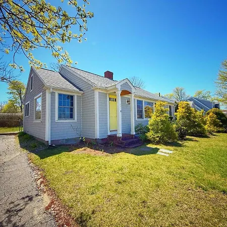 Harwich Coastal Cottage Cape Gem In Harwich Port